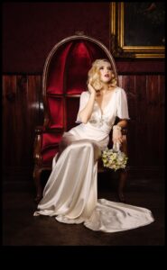 Gilded Glam: rochie de mireasa vintage eleganta